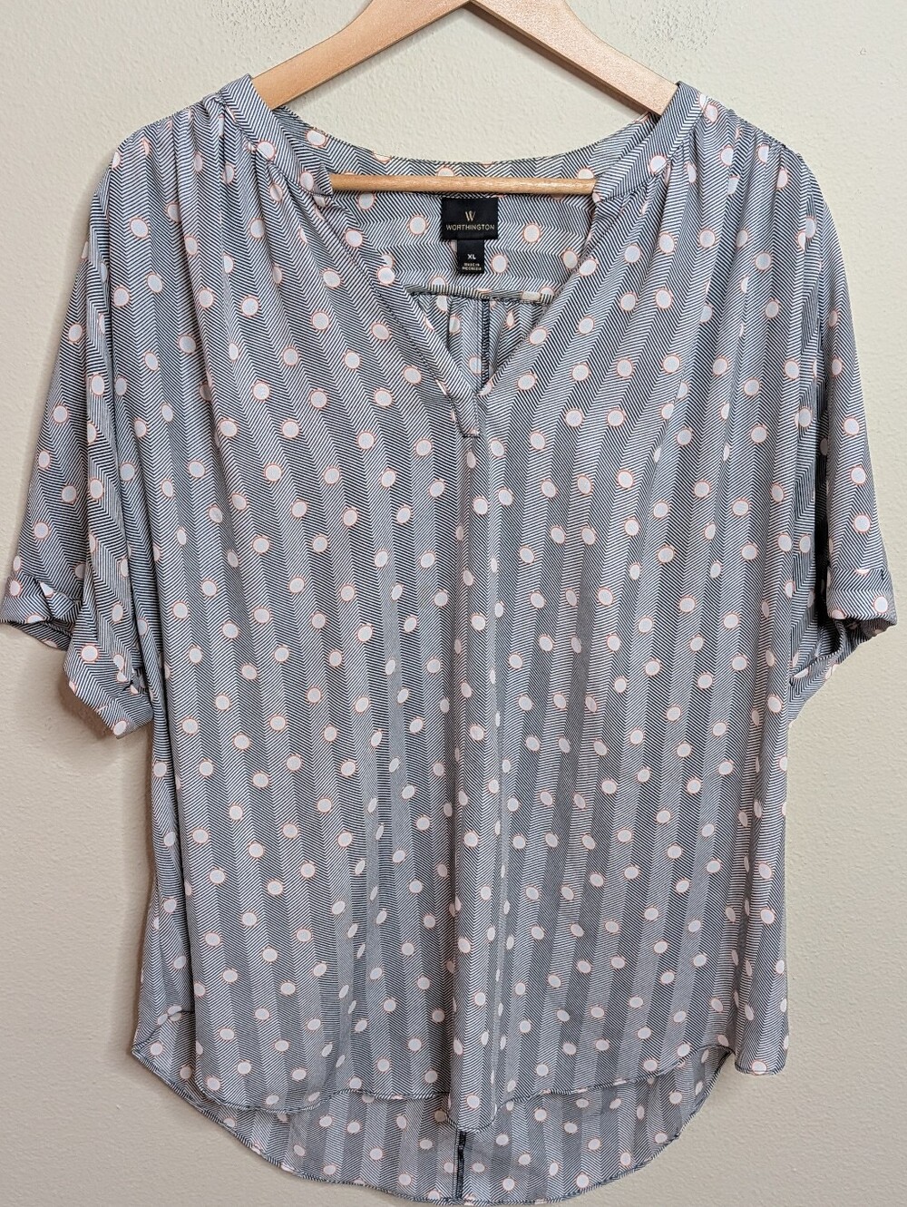 Worthington Gray Polka Dot Chevron Split Neck Blouse XL